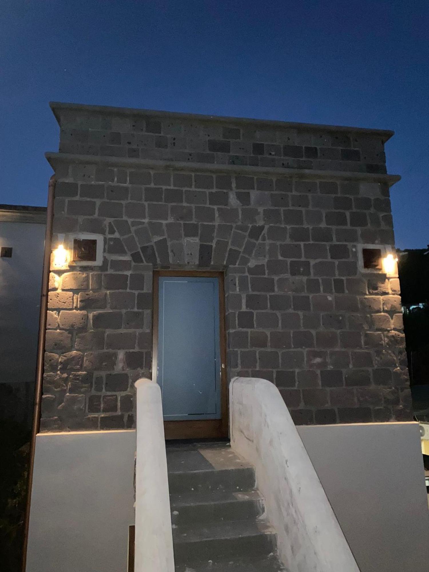 Torre Delle Grazie Sorrento Suite วีโกเอเกวนเซ ภายนอก รูปภาพ