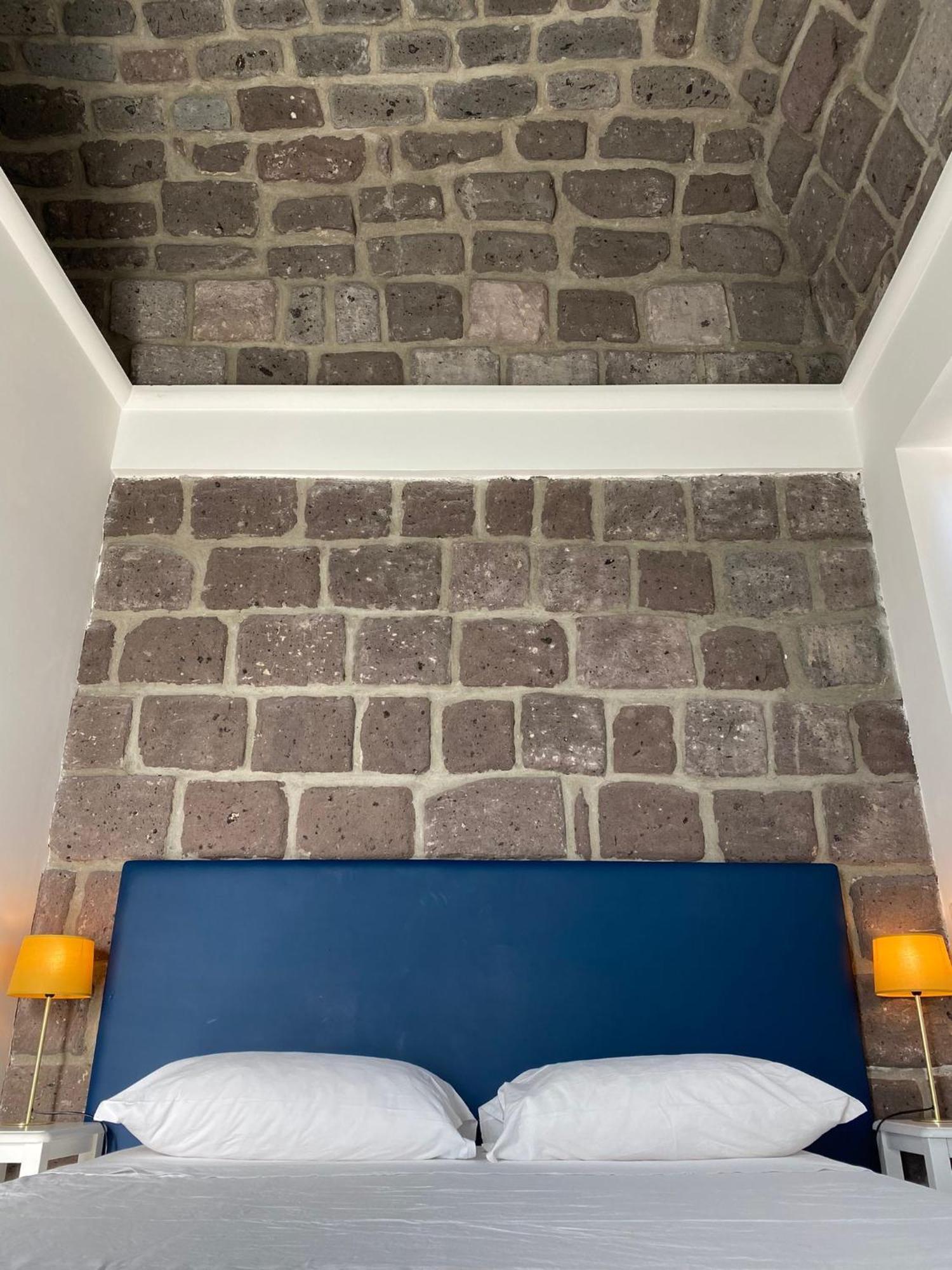 Torre Delle Grazie Sorrento Suite วีโกเอเกวนเซ ภายนอก รูปภาพ