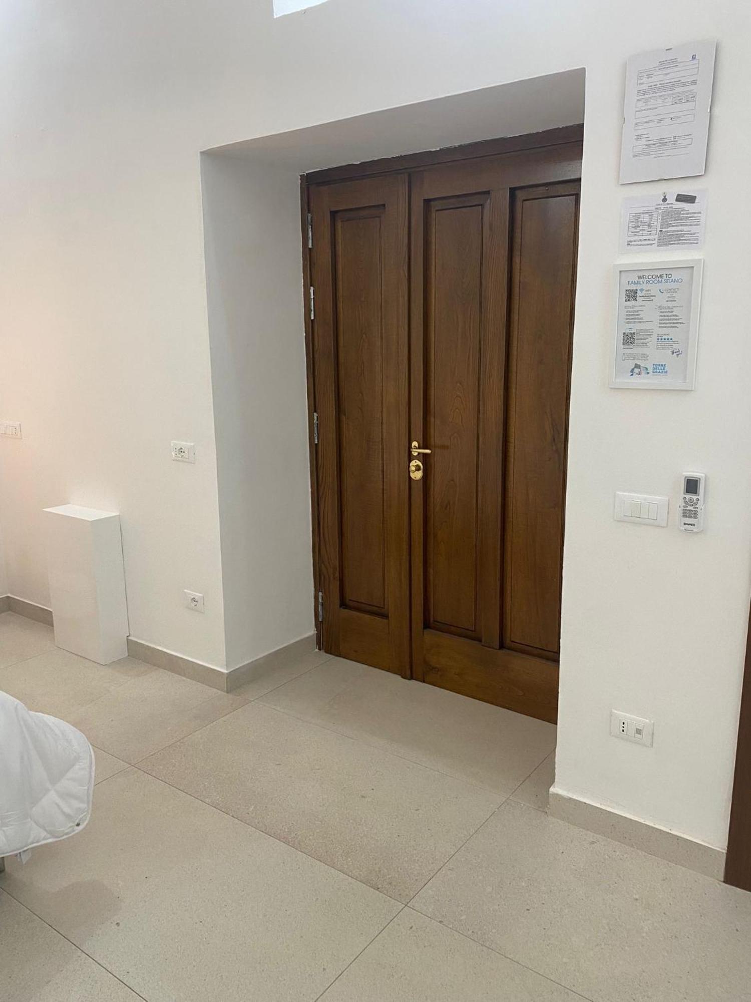Torre Delle Grazie Sorrento Suite วีโกเอเกวนเซ ห้อง รูปภาพ