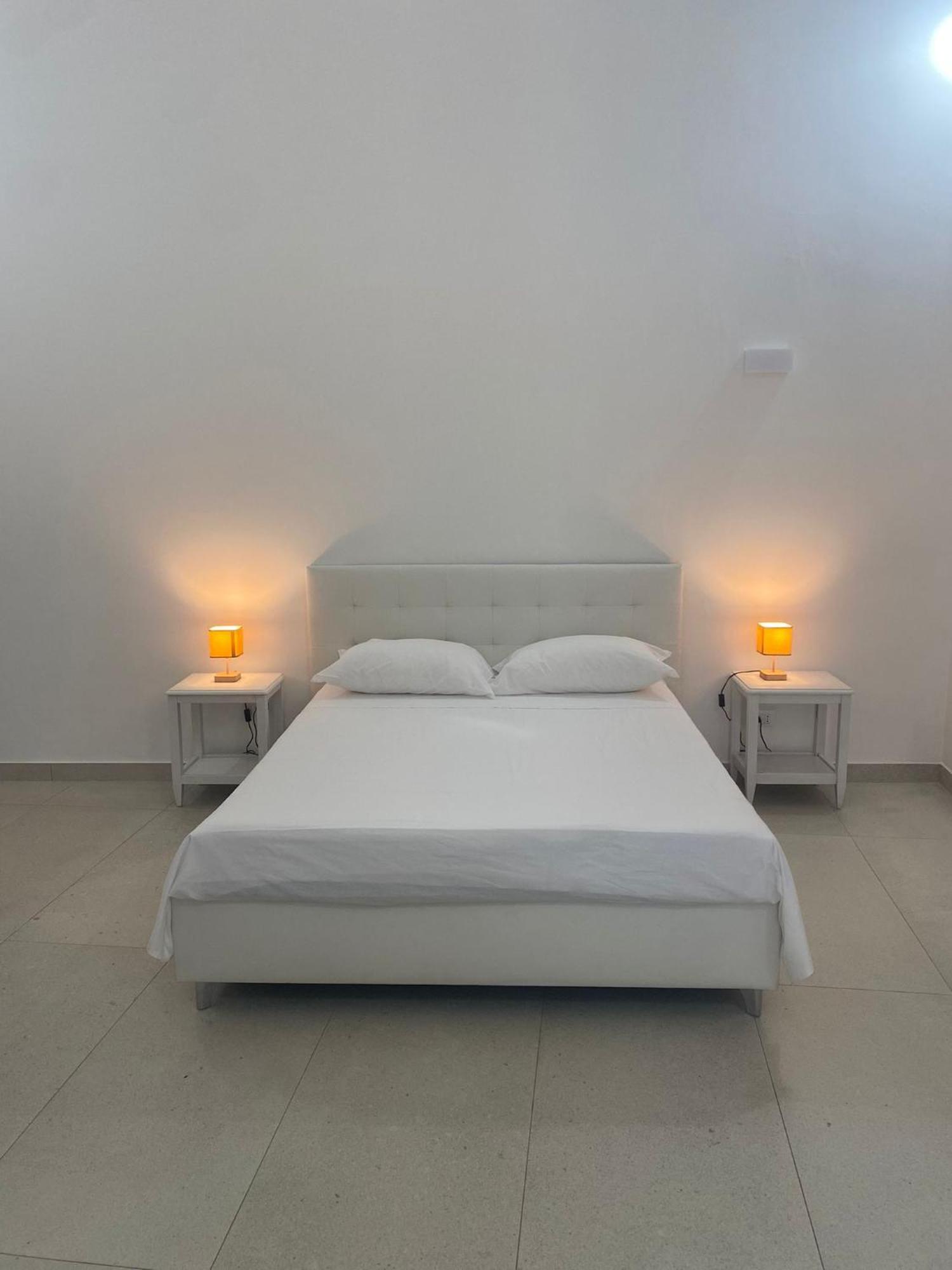 Torre Delle Grazie Sorrento Suite วีโกเอเกวนเซ ภายนอก รูปภาพ